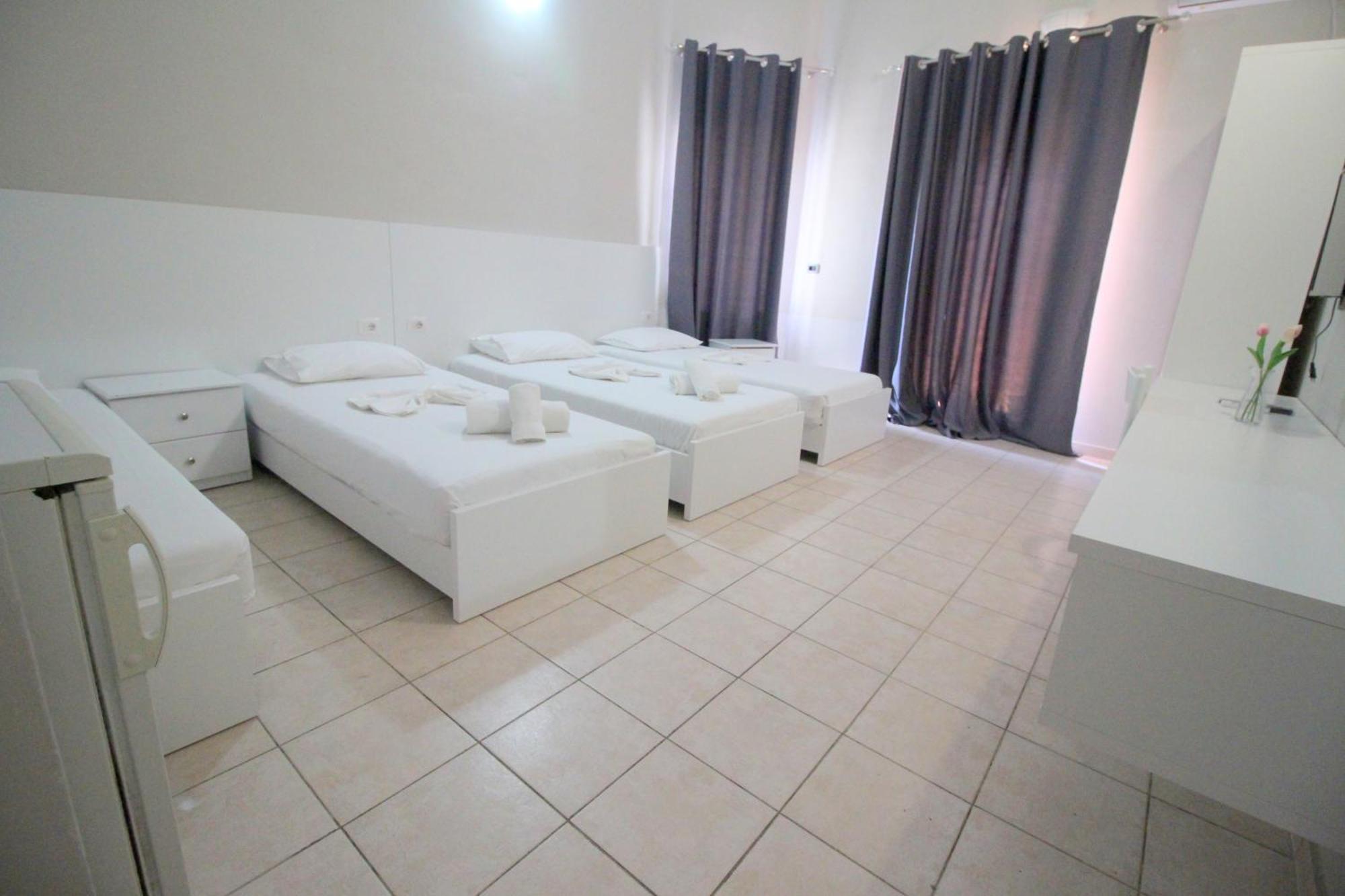 Hotel Ceka Sarande Exterior photo