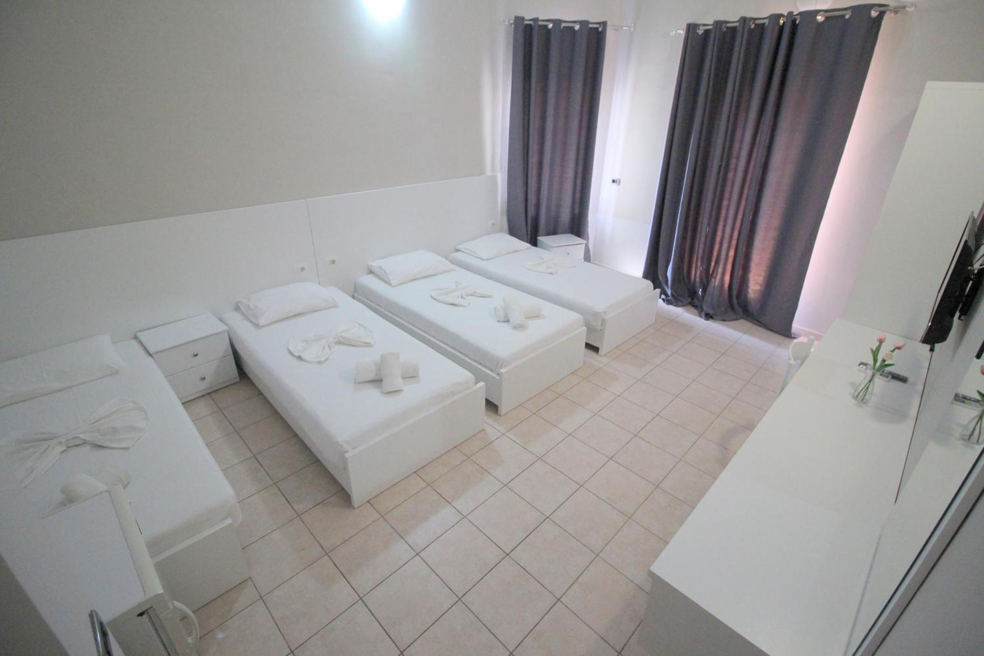 Hotel Ceka Sarande Exterior photo