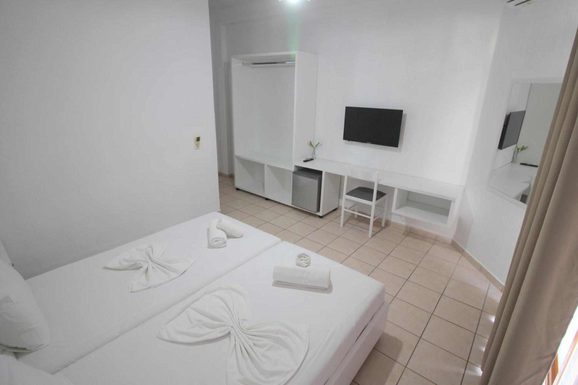 Hotel Ceka Sarande Exterior photo