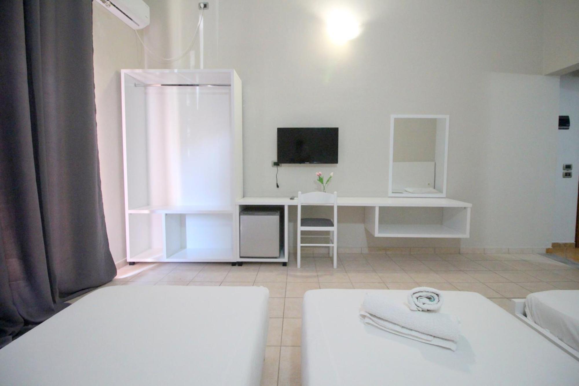 Hotel Ceka Sarande Exterior photo